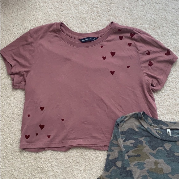 Bundle of 2 Tops - Picture 2 of 4